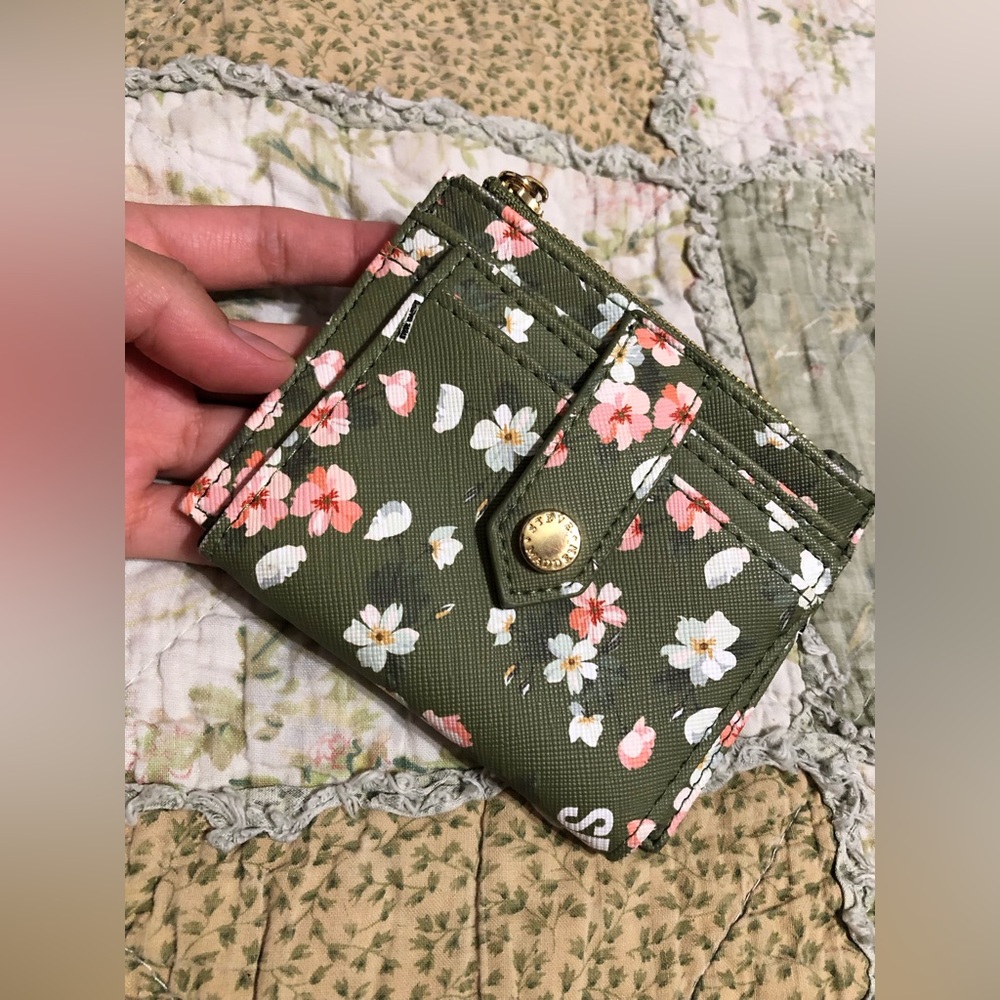 Steve Madden Green Wallet